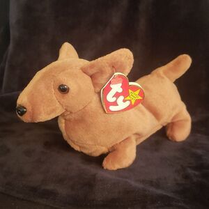 Vintage 1995 Ty Beanie Baby WEENIE the Dachshund
